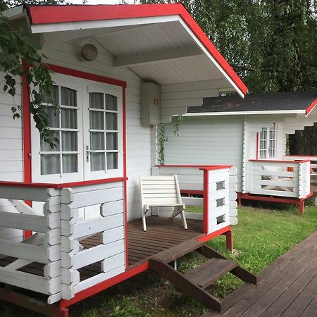 Maennimaee Guesthouse Viljandi  Buitenkant foto